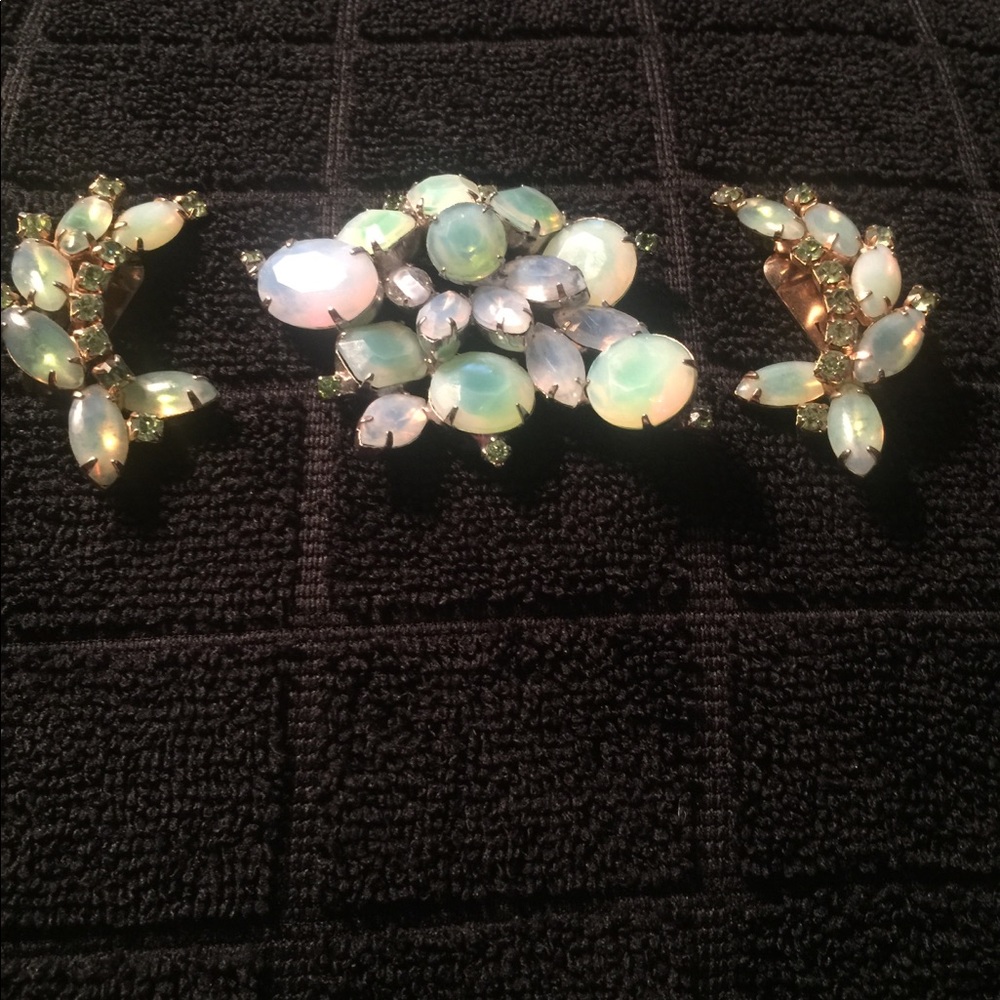 Vintage pendant earring set
